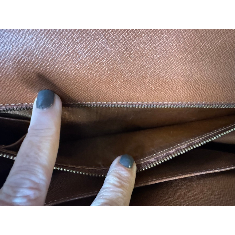 Louis Vuitton Vintage Monogram Pochette Dame GM - Picture 10 of 15